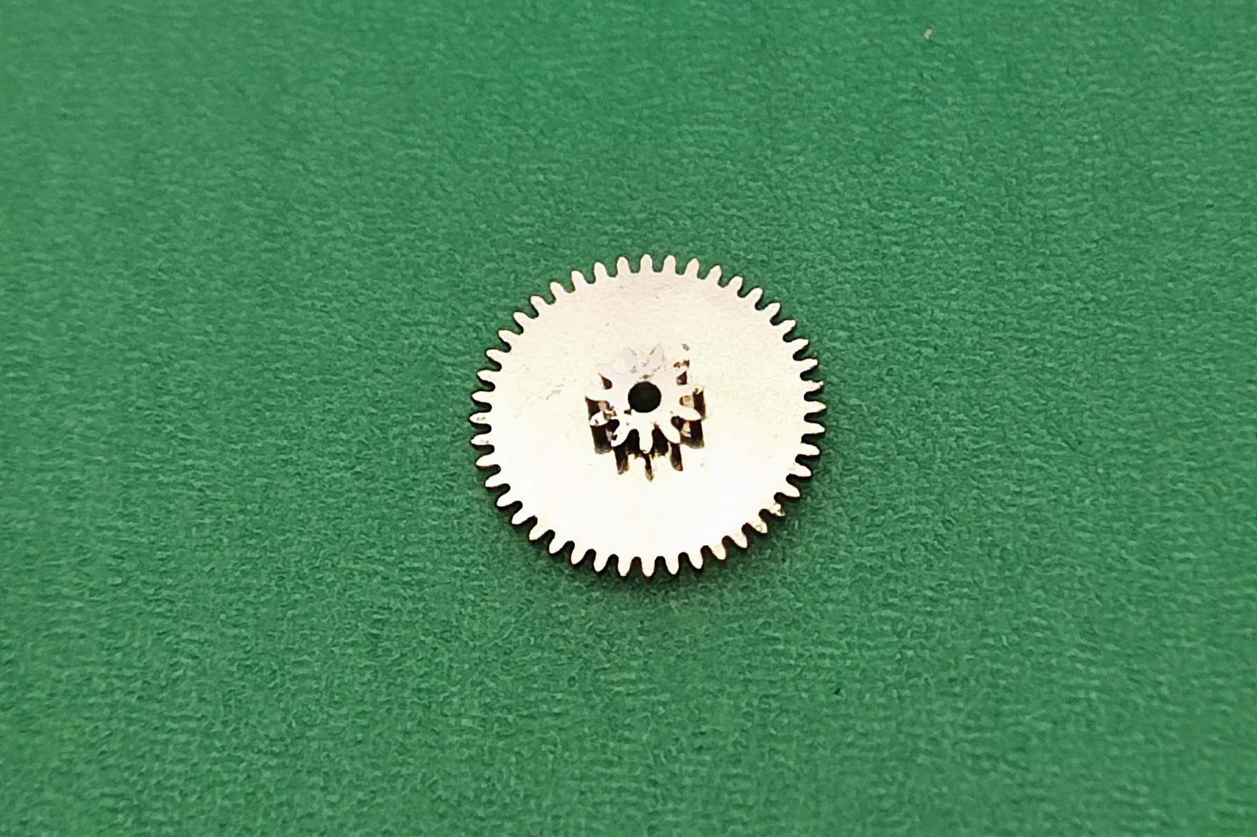 Certina 28-10 - 260 Minute wheel